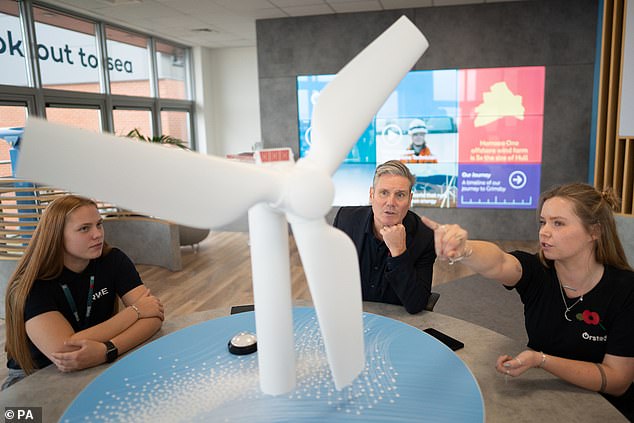 Sir Keir Starmer meets wind turbine technician apprentices at Orsted, an operations and maintenance facility in Grimsby, in 2022