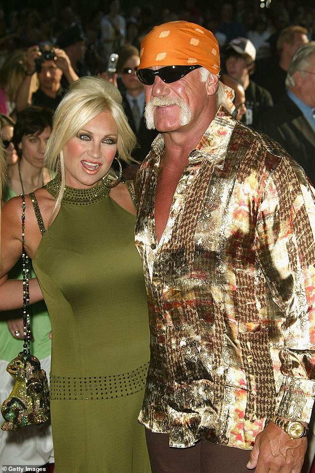 Hulk and Linda, who have two kids together, were married for 26 years between 1983 and 2009