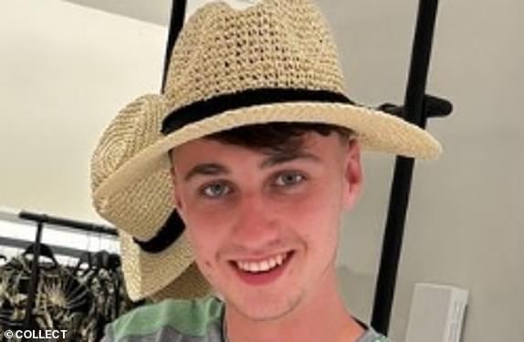 Missing Teen Jay Slater (right)