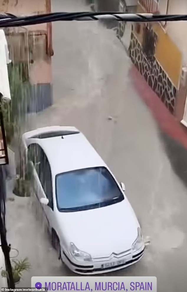 A car window was smashed in the town of Moratalla, while other vehicles were left battered by the storms