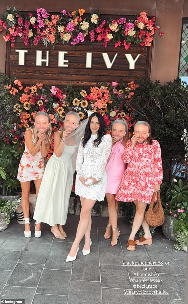 Hanni posed for snaps with her pals for snaps at The Ivy, with her hens all wearing Jack masks