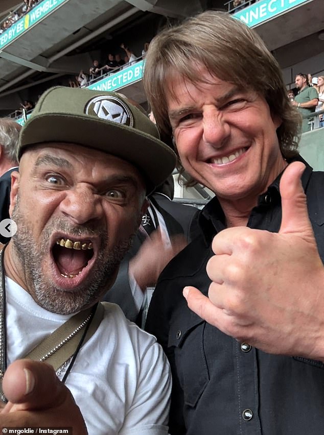 He was seen in the seated section, keeping things low-key as he enjoyed the show alongside DJ Goldie, who later shared a selfie with the actor during the set