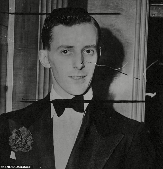 Michael Brudenell-bruce Viscount Savernake, now 8th Marquess Of Ailesbury