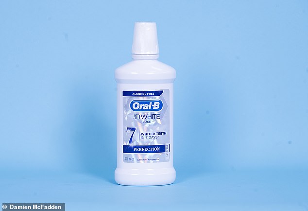 When I take the cap off and look inside, this bottle of mouthwash looks remarkably full