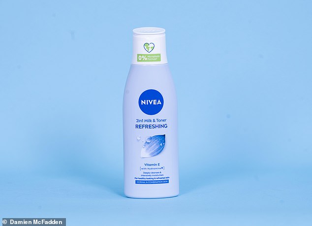 Though it's a small bottle, this feels light in my hands, and the product doesn't feel like it's filling the container