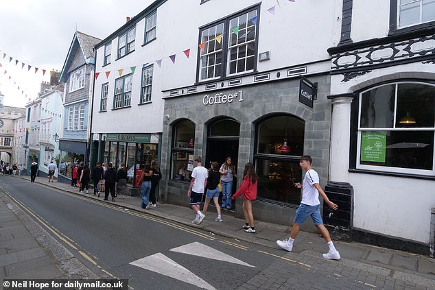 Pictured: Coffee#1, a subsidiary of Cafe Nero, and the only coffee chain in Totnes centre. The area has a history of fighting against the establishment of chain brands, including campaigning against the opening of a Costa in 2012