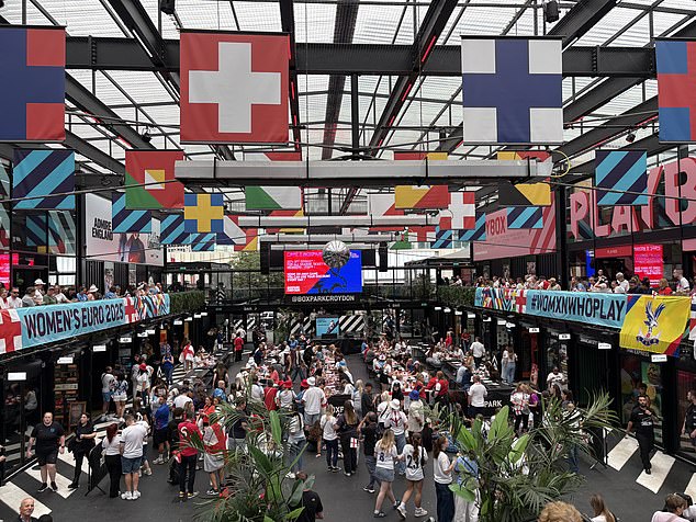 Many at Box Park will spend the rest of this evening making the most of a massive karaoke sound system deployed on the main stage