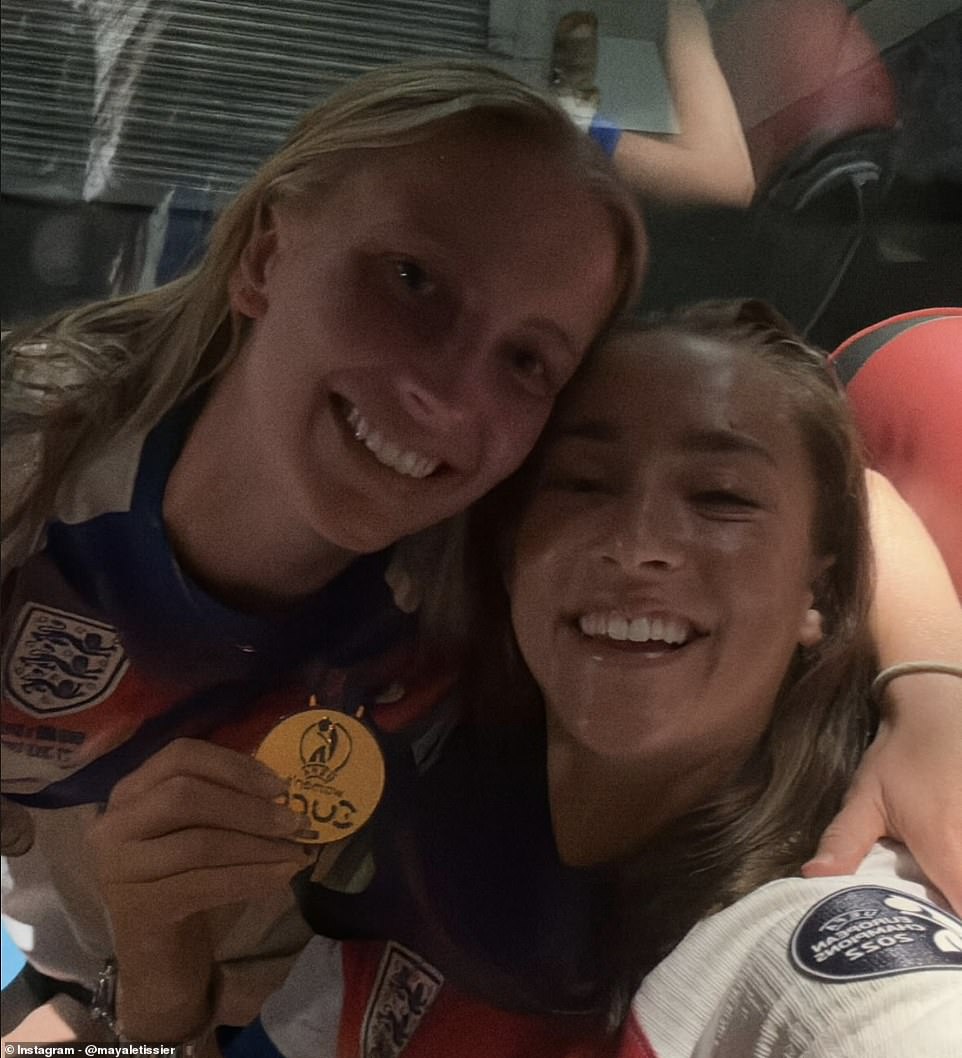 Le Tissier and Beever-Jones posed for more medal selfies during the bus ride to the team hotel