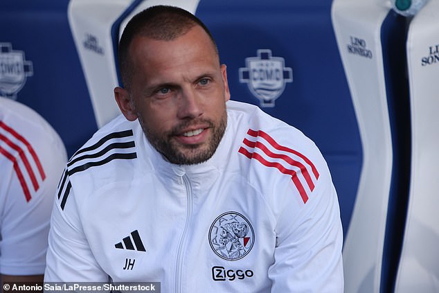 New Ajax boss was reportedly told by the defender that he would 'rather not play' against Como