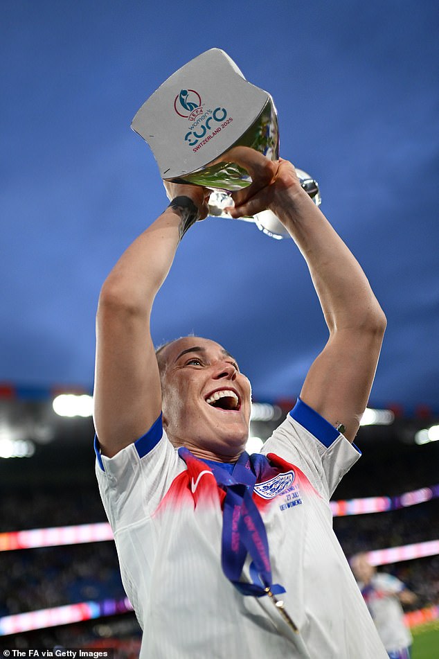 Jubilant celebrations saw Chloe's team-mates flood onto the pitch to begin the party, but Bronze took a moment to escape the hubbub and made a beeline for Ona