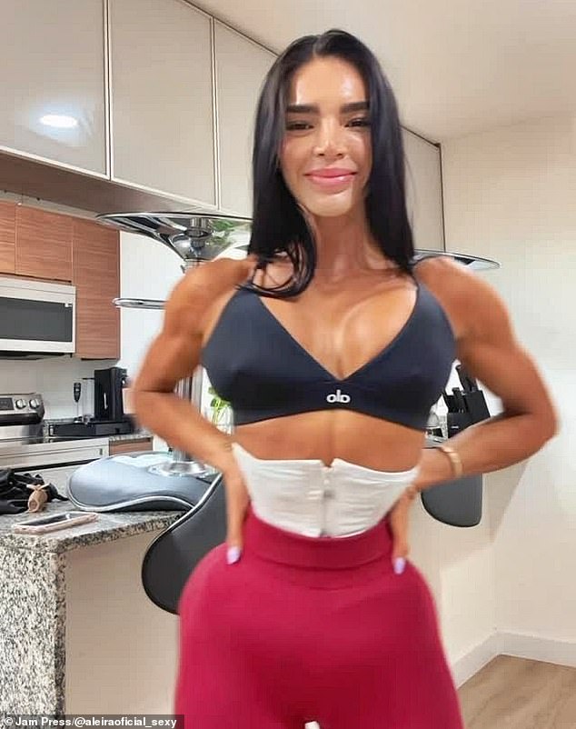 Aleira said that some onlookers 'admire' her - while others believe her body to be 'something crazy'
