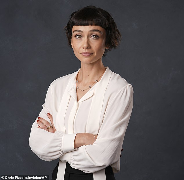 After her feud with Variety, Chandler was more than happy to speak to press at Comic-Con, conducting interviews with MTV, IGN, The Hollywood Reporter and many more