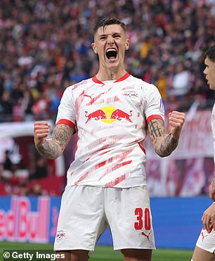Newcastle are working on deals for more than one striker with Benjamin Sesko among their most active pursuits