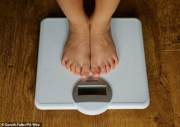 Some users online were shocked that weighing scales could keep a history and applauded the wife's investigative talents