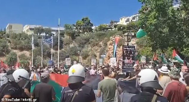 Protesters flocked to the dock to demonstrate against Israel's military conduct in Gaza