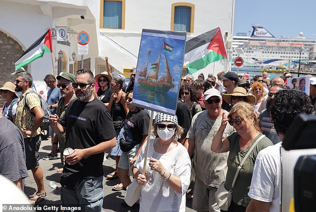 Many of the pro-Palestine protestors carried banners and held flags in support of Gaza during the war with Israel