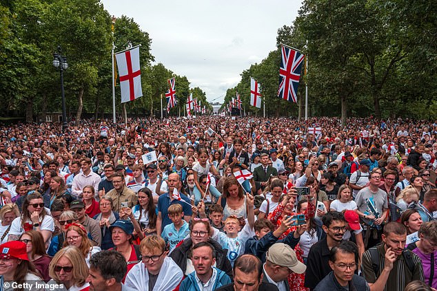 The Mall was filled with thousands of excited England fans who filled up all available space to watch the presentation