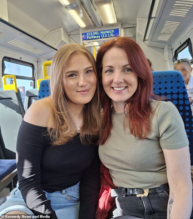 Lynsey posted photos of them together at a concert on Facebook and users were in disbelief that the duo were mother and daughter