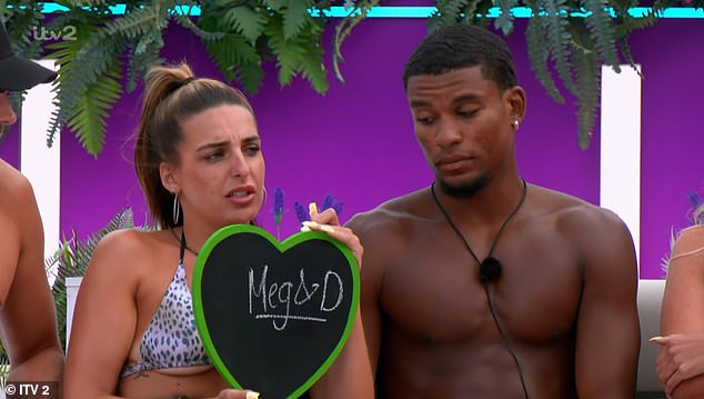 But that wasn't all because when it comes to Meg and Dejon's turn to answer, both Meg and Blu become embroiled in a back and forth with Toni before Blu brands Toni a 'pick-me girl'