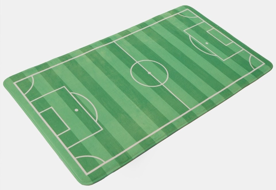 Green football pitch rug.