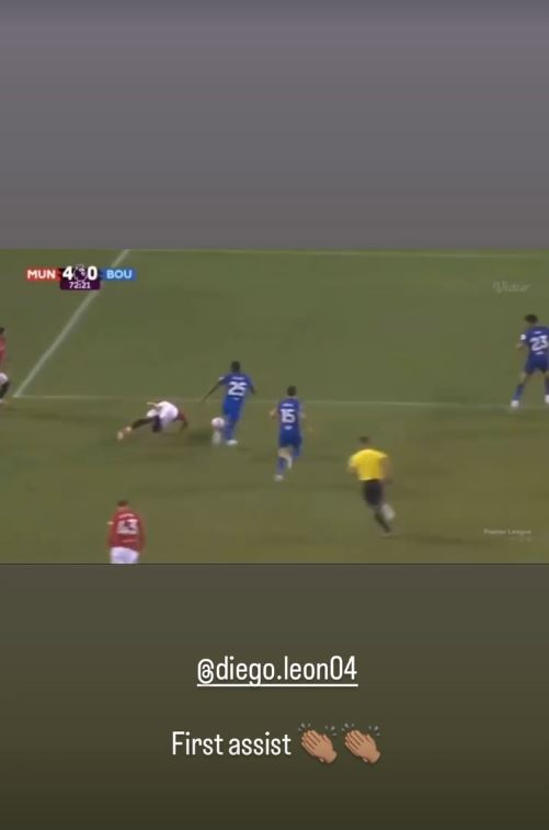 Screenshot of a soccer game showing a first assist, with the score MUN 4-0 BOU.