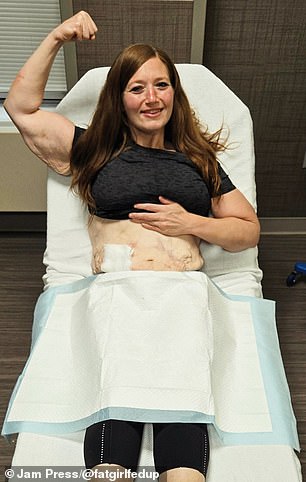 Lexi Reed showing her muscles off after her weight loss