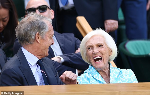Dame Mary Berry appeared in high spirits as she watched the Gentlemen's Singles third round match today