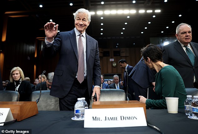 JPMorgan Chase chief executive Jamie Dimon is spearheading a pivot for his institution, despite voicing fears about the boom in unregulated, private lending