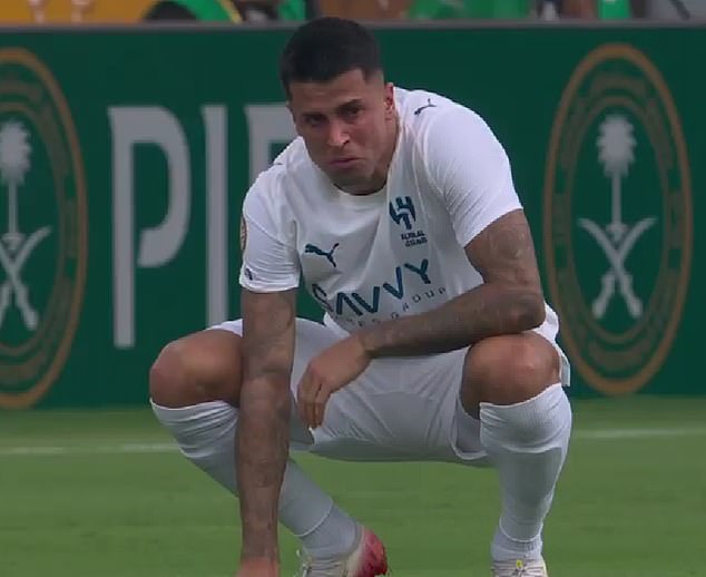 Joao Cancelo was in tears after a minute's silence in tribute to former team-mate Diogo Jota