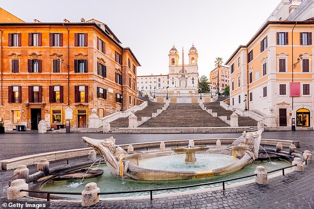 This image shows the Piazza di Spagna in Rome, Italy, before overcrowding became an issue