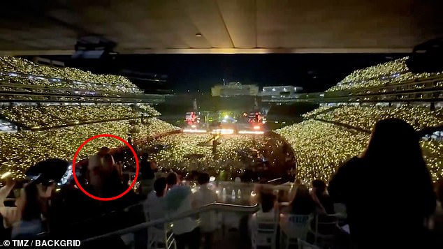 The new video, obtained by TMZ, shows the pair sharing an intimate moment as the band performed their hit song Yellow