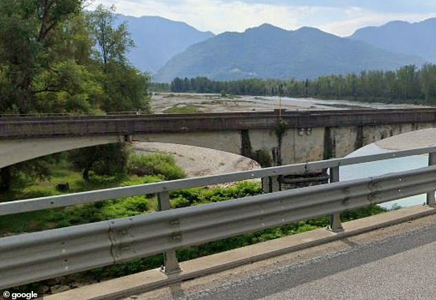 The teenager, named locally as Gaia de Gol, along with two pals had gone to Cesana Beach on the banks of the Piave River in Florence on Tuesday