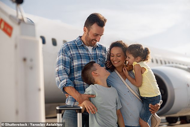 Schools are giving children an extra week off so that parents can afford ¿cheaper holidays¿