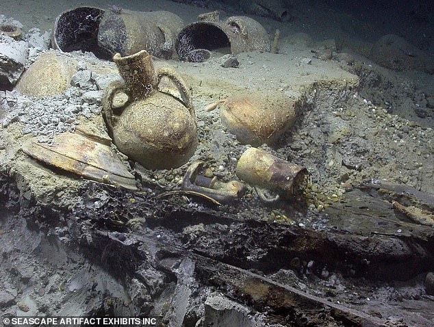 Pottery and other artifacts found in the shipwreck of a pirate ship from the city of Algiers dating back to the mid-1700s
