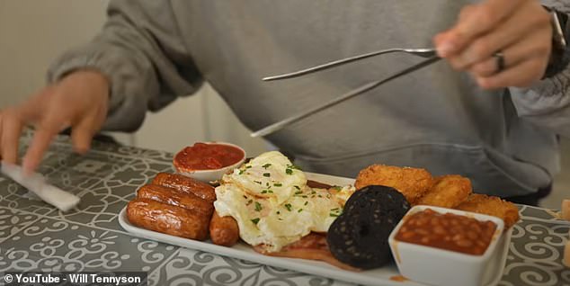 Tennyson ventures to another popular food spot in Ebbw Vale called Frenchie's. After reading rave reviews online about the cafe's 'Big Daddy' breakfast, Will puts in an order for one and he is astounded by the size of the morning platter