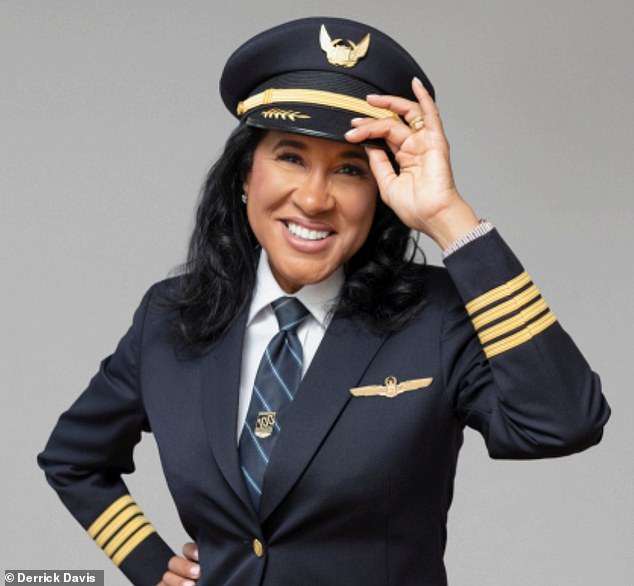 Carole Hopson doesn't take no for an answer ¿ the United Airlines captain became a pilot at age 50, made captain at 58 and has just published her first book