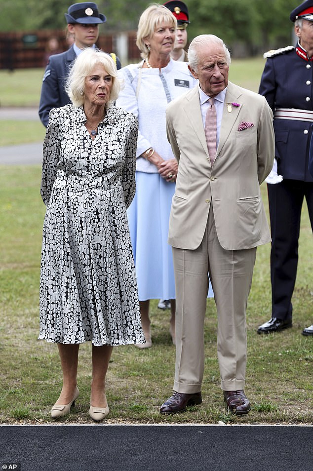 Upon their arrival, Their Majesties, accompanied by Lord Grimthorpe and the Stud¿s CEO, Ms Anna Kerr, met members of staff, and representatives from racing charities and trusts - including ¿Riding A Dream¿ and ¿Autism in Racing¿