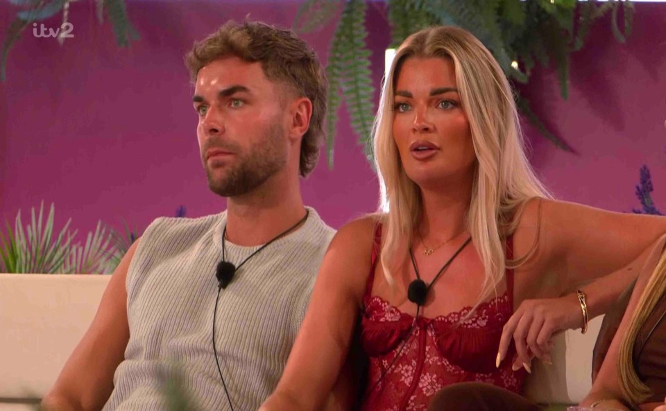 Screenshot of Harry and Helena from ITV2's Love Island.