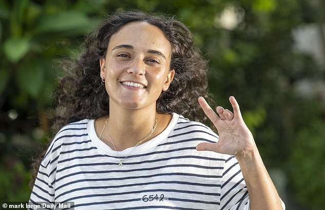 Emily Damari's pose with her injured hand has become a symbol of freedom and courage