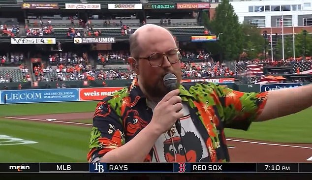 Dan Deacon sings his very unusual rendition of the Star-Spangled Banner on Thursday