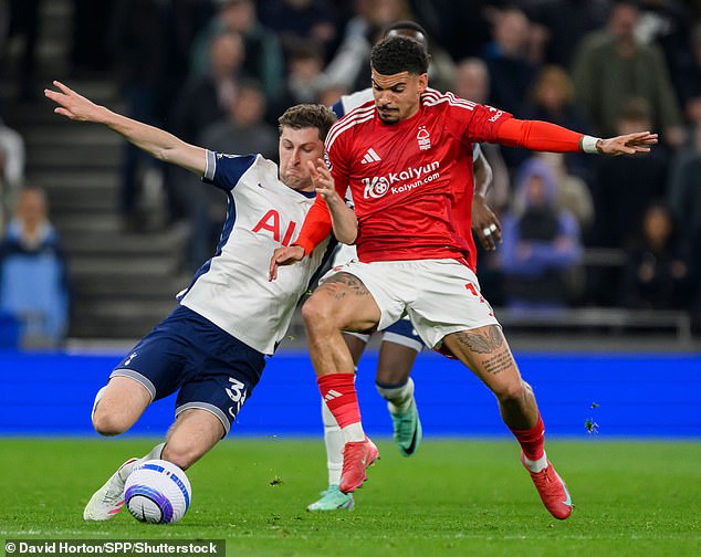 Morgan Gibbs-White is still open to leaving Nottingham Forest and joining Tottenham