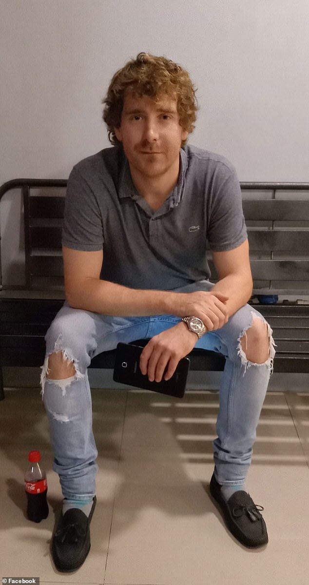 Plumber Sean O'Meara, who was shot and seriously injured by armed police outside a rural pub in Kent, is understood to now be in an induced coma