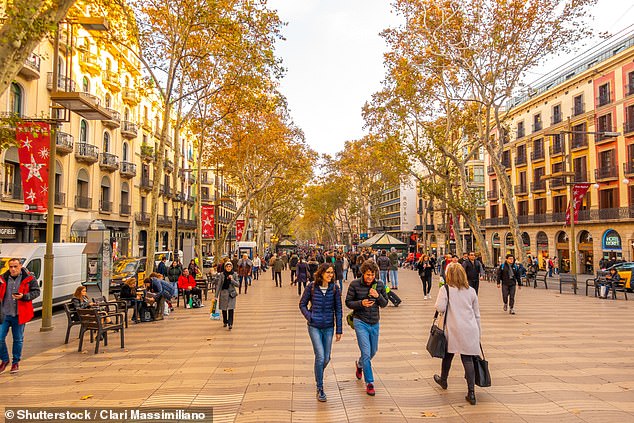Spain's Las Ramblas, a promenade that runs for more than a kilometre through central Barcelona, placed second in the 'tourist trap' rankings with 826 reviews