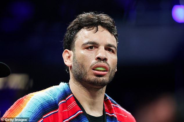 Julio Cesar Chavez Jr. has reportedly been arrested by ICE agents over a warrant in Mexico