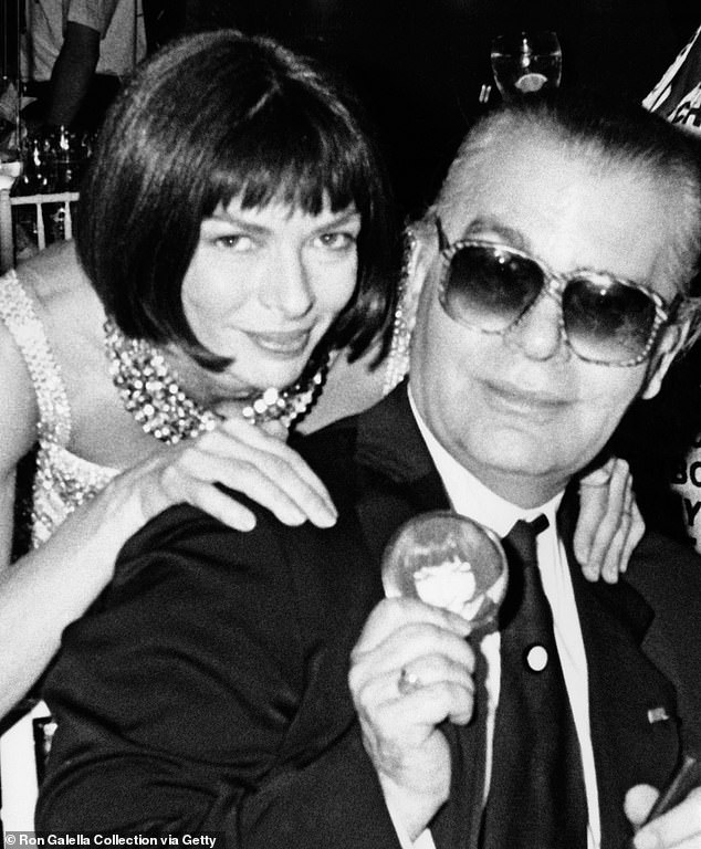 The quiz is based on a real exam that was given to those applying for an assistant position at the publication in the '90s. Wintour and fashion designer Karl Lagerfeld are pictured in 1990