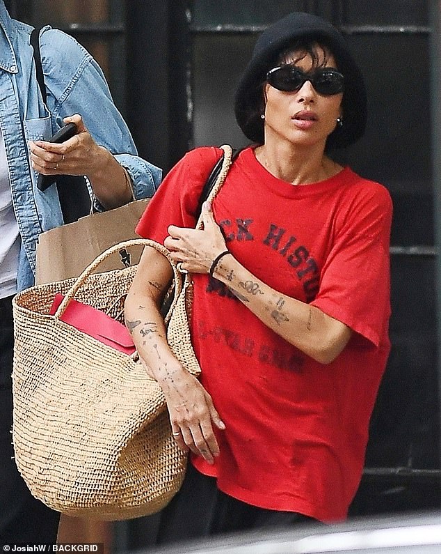 However, some social media users voiced worry over the star's slim figure in the comment section of an Instagram post shared by gossip site DeuxMoi