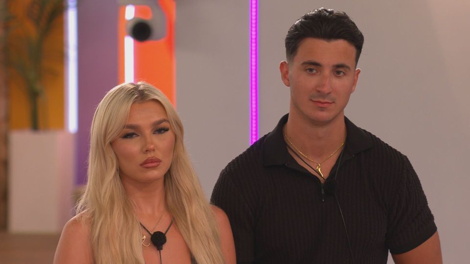 Lucy Quinn and Tommy Bradley from Love Island.