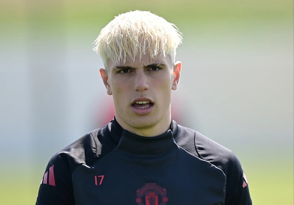 Alejandro Garnacho of Manchester United in training.