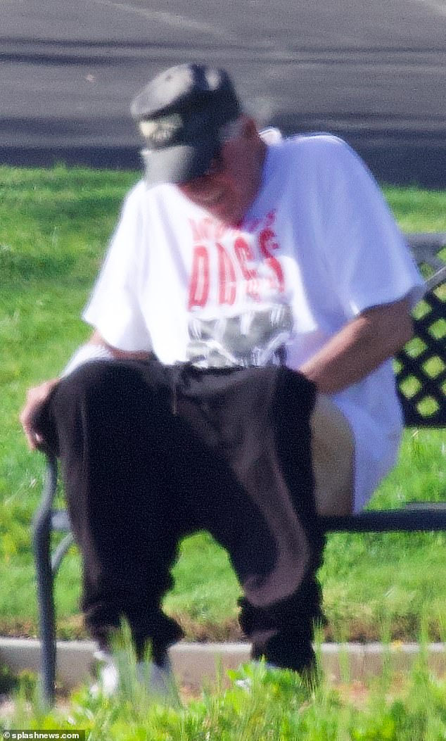 Just a few days after the convention in 2022, Busey was pictured with his pants around his ankles and his hands buried in his crotch