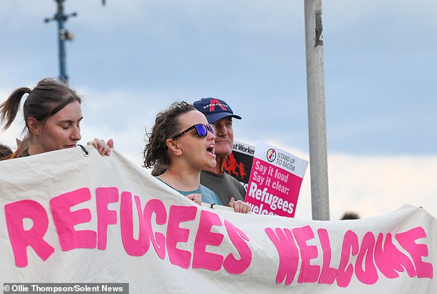 SOUTHSEA: Counter-protesters from Stand Up to Racism Portsmouth staged an event at the same location 'to show friendship and solidarity with refugees'